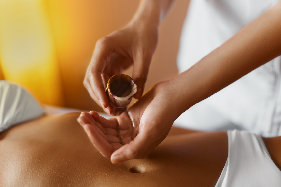 Spa Woman. Aromatherapy Oil Massage